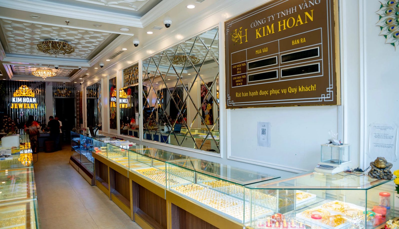 Đa dạng mẫu mã trang sức vàng kim hoàn