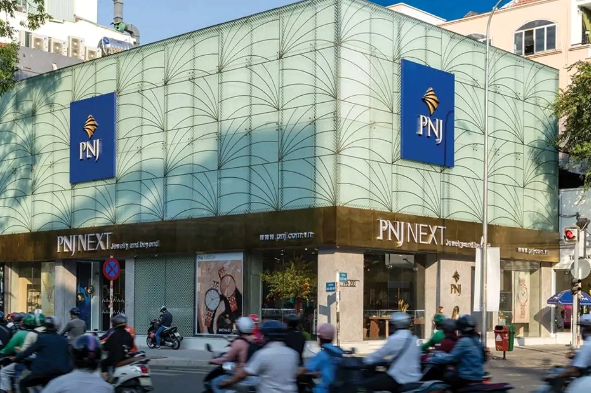 Các mẫu trang sức đá quý tại tiệm Ngọc Mai Nha Trang