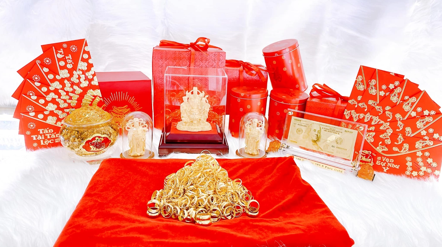 Chậu Vàng Hoa Tùng cảnh quan