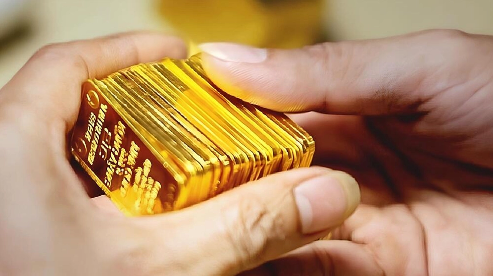 Có nên mua 10 cây vàng để tích trữ không