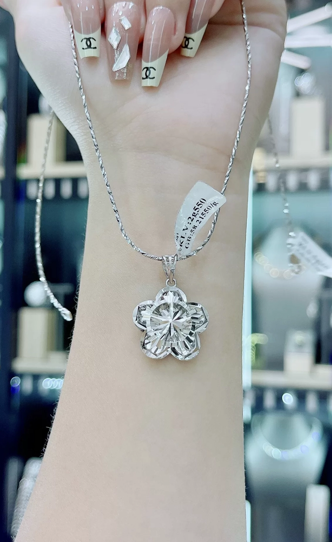 Dây chuyền vàng trắng 750 kiểu dáng mảnh