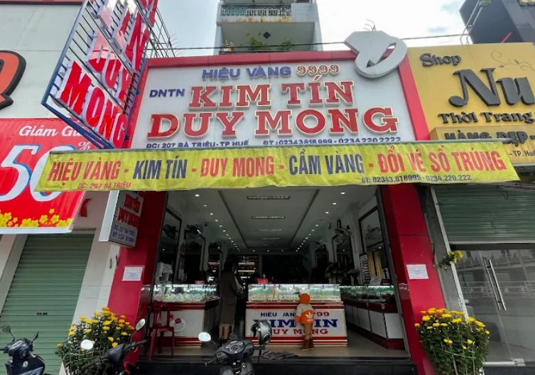Không gian sang trọng của Tiệm vàng Duy Mông