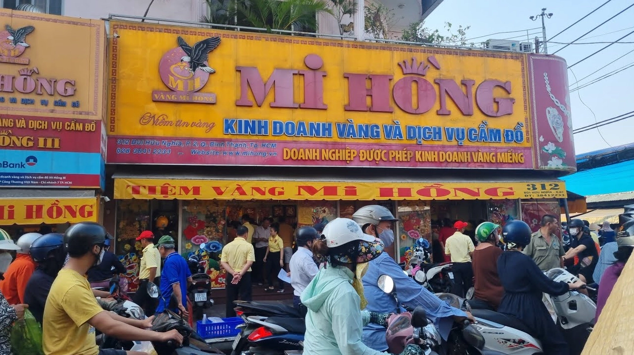 Không gian Tiệm Vàng Mi Hồng Chợ Bà Chiểu