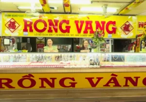 rong-vang-hue-bieu-tuong-may-man-va-net-ep-van-hoa-oc-ao_973