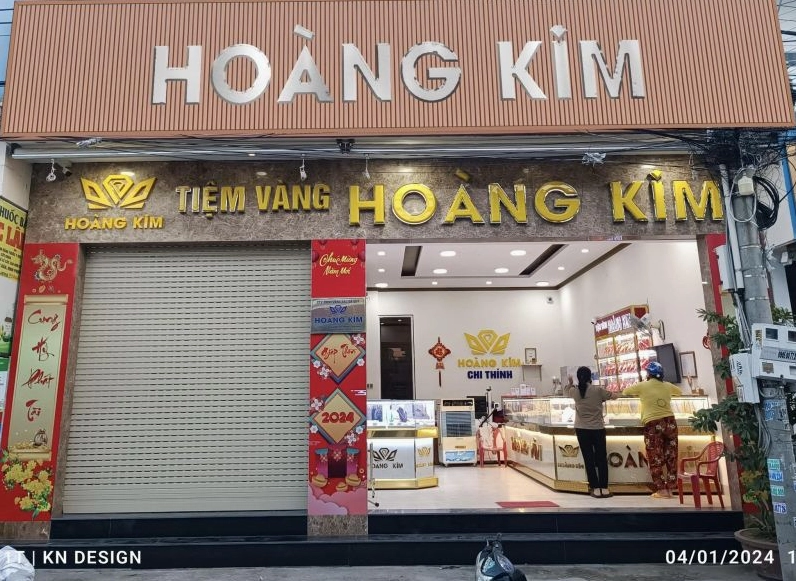 Tiệm vàng Thu Được trưng bày sản phẩm vàng cao cấp