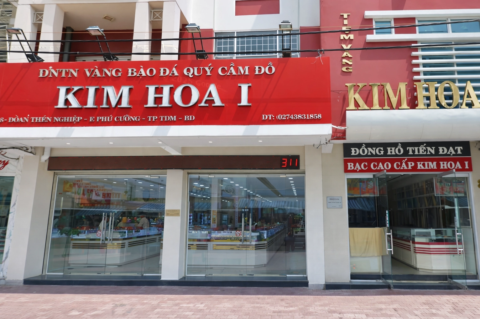 Trang sức vàng tinh xảo tại Tiệm Vàng Kim Hoa