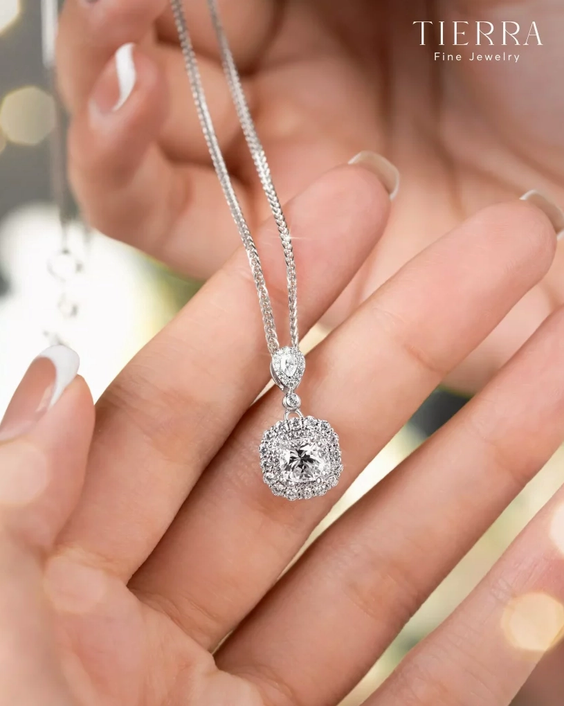 Trang sức vàng trắng 18k tinh xảo